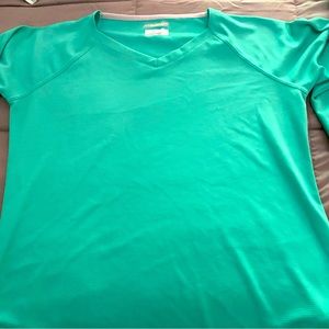 Columbia 3/4 length sleeve Omni-shade (excellent condition)